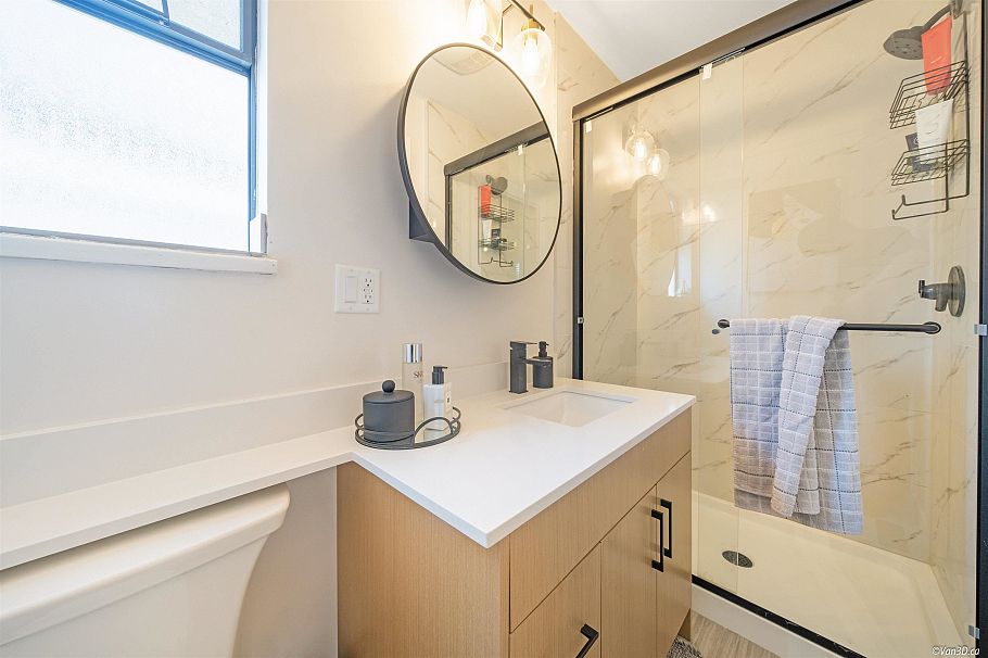 2131 Fraserview Drive Vancouver, BC - 31