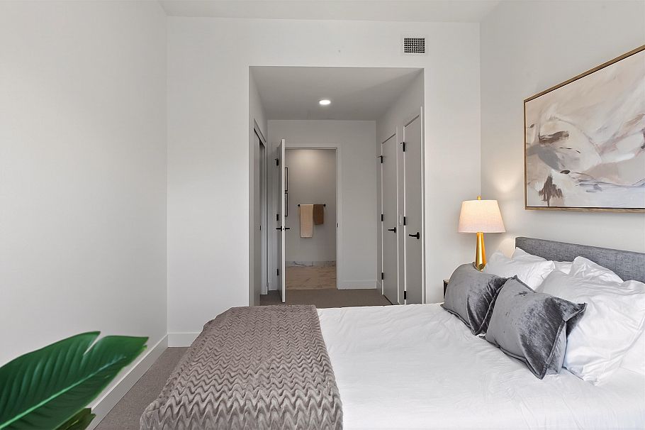 519 422 E 3rd Street North Vancouver, BC - 16