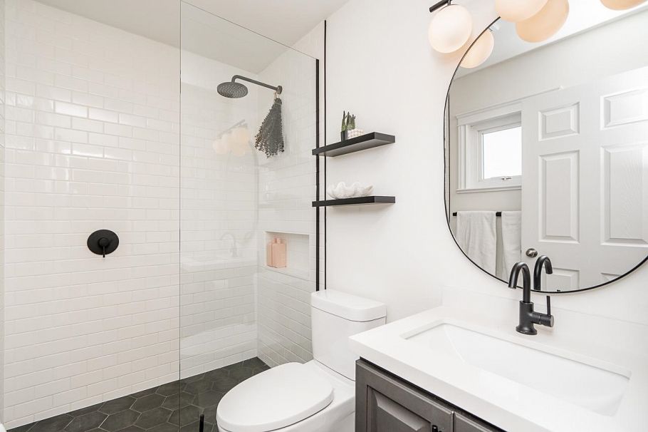 1938 Adanac Street Vancouver, BC - 24