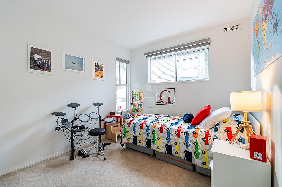 302 655 W 13th Avenue Vancouver, BC - 24