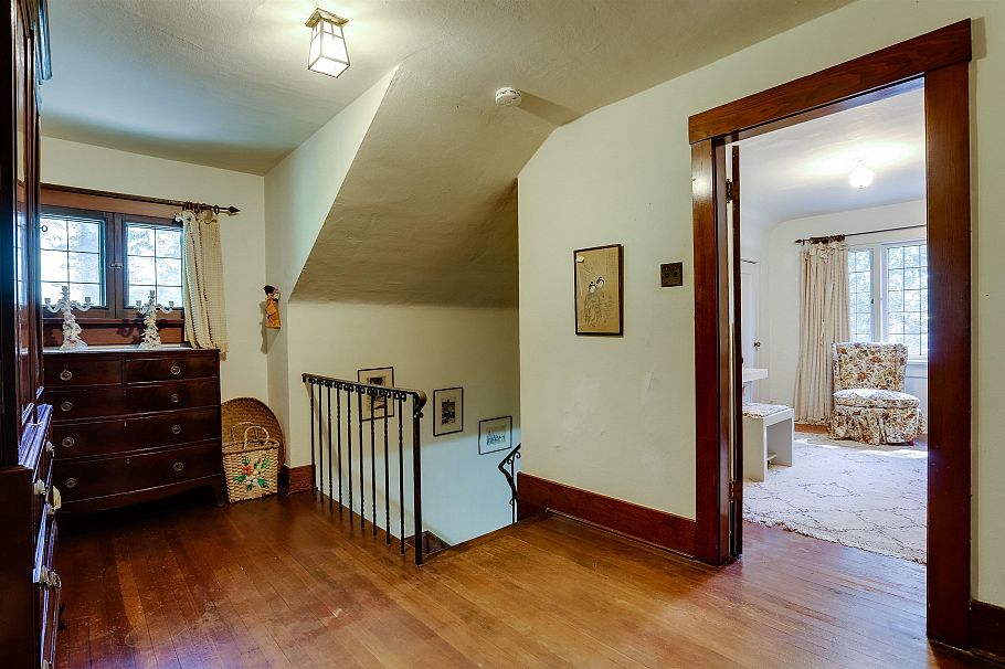 1825 Drummond Drive Vancouver, BC - 5