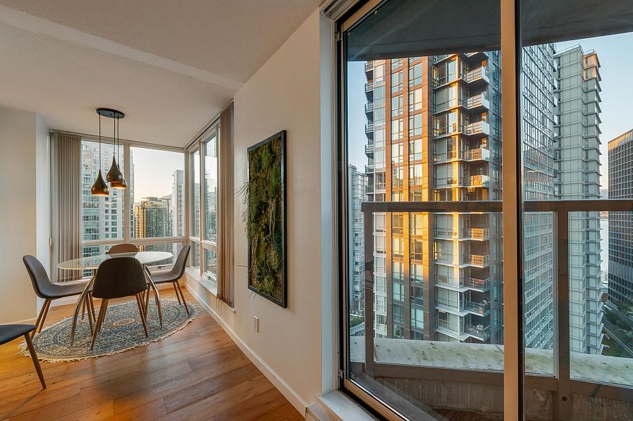 2103 1166 Melville Street Vancouver, BC - 25