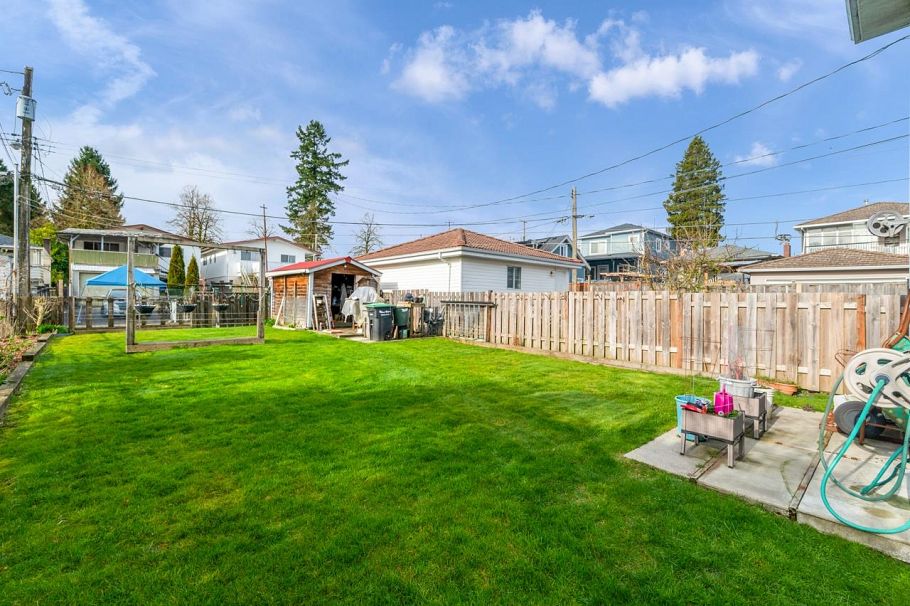 3524 Tanner Street Vancouver, BC - 25