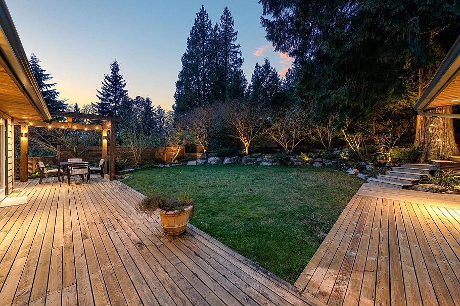 4515 Meadowbank Close North Vancouver, BC - 37