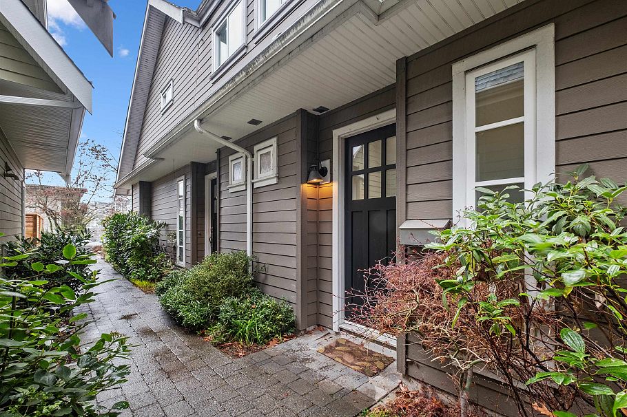 1620 St. Andrews Avenue North Vancouver, BC - 23