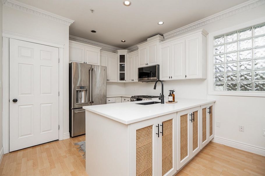 1938 Adanac Street Vancouver, BC - 14