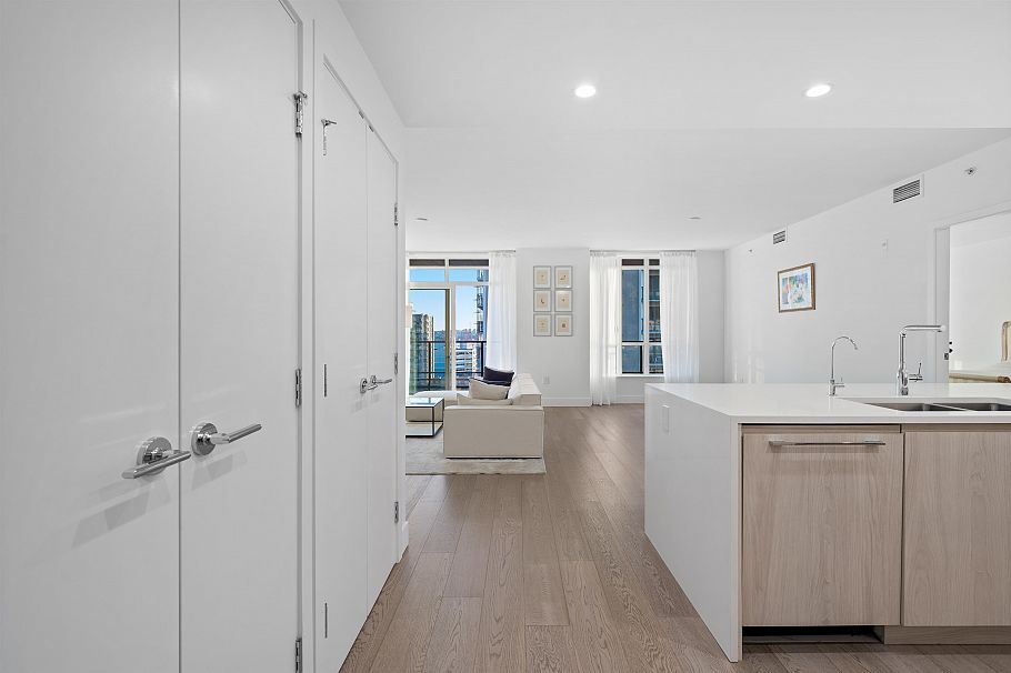 507 177 W 3rd Street North Vancouver, BC - 31