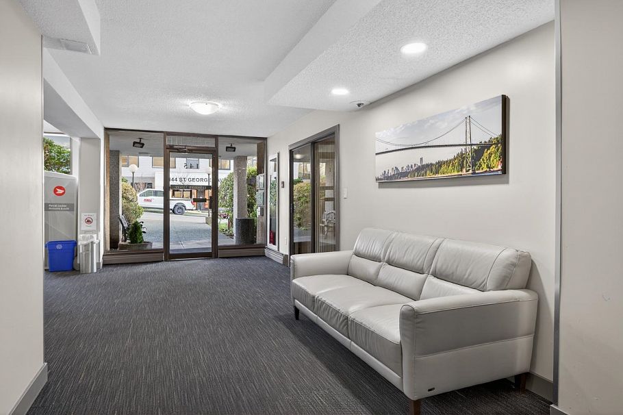 203 145 St. Georges Avenue North Vancouver, BC - 25