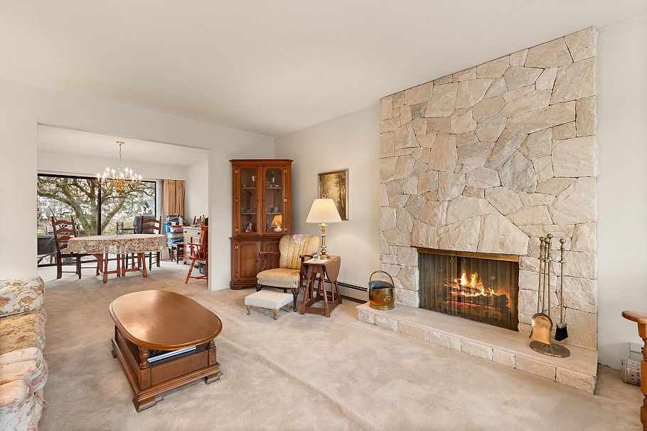 3958 W 29th Avenue Vancouver, BC - 3