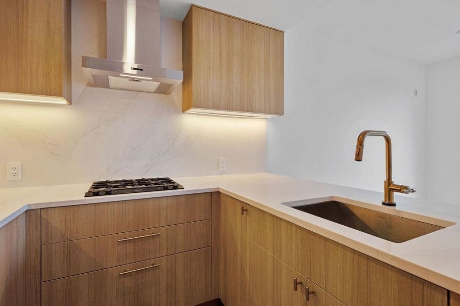 307 2096 W 47th Avenue Vancouver, BC - 6