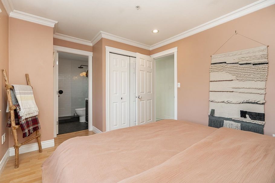 1938 Adanac Street Vancouver, BC - 23