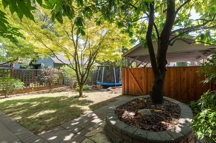 1924 Parker Street Vancouver, BC - 36