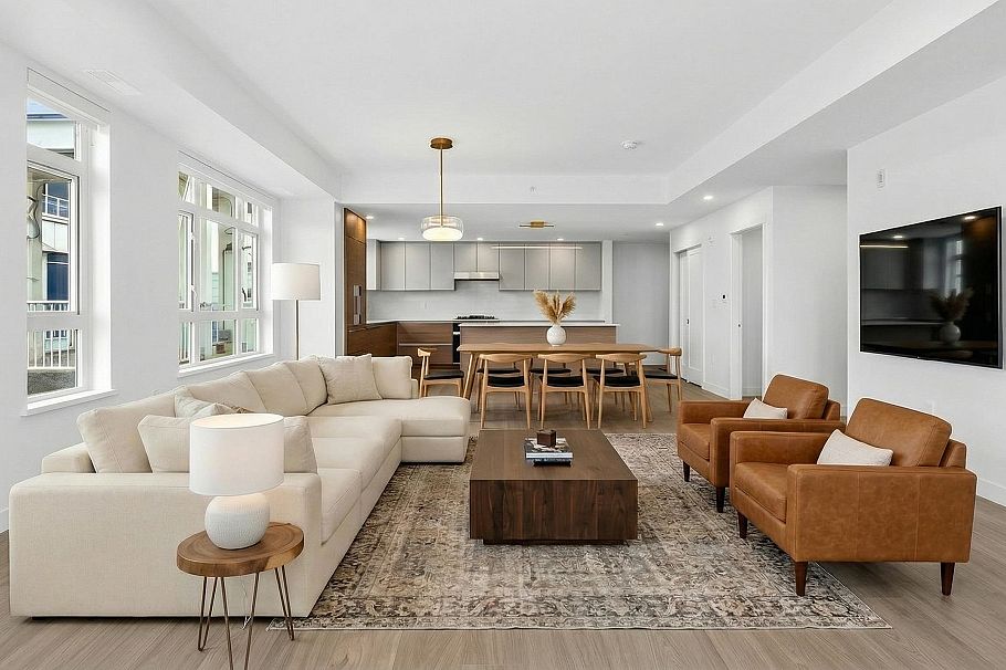 76 10333 River Drive Richmond, BC - 1