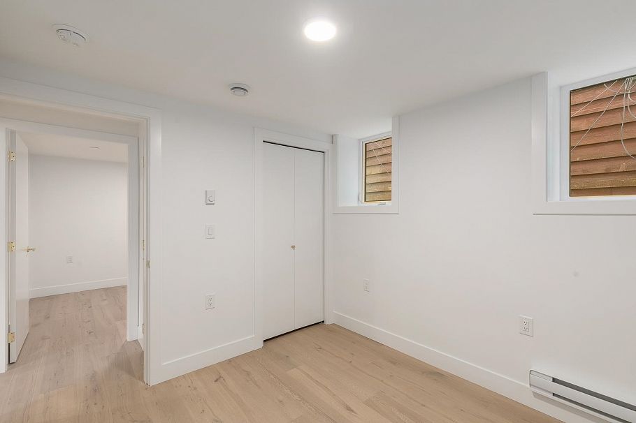 460 E 17th Avenue Vancouver, BC - 8