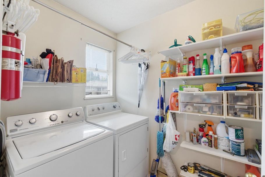 906 Roche Point Drive North Vancouver, BC - 28