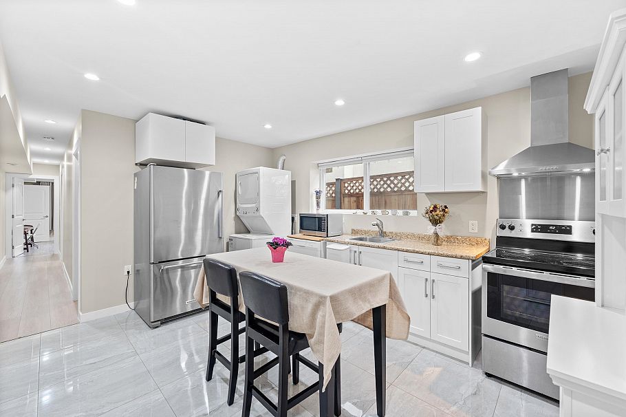 2245 Rupert Street Vancouver, BC - 6