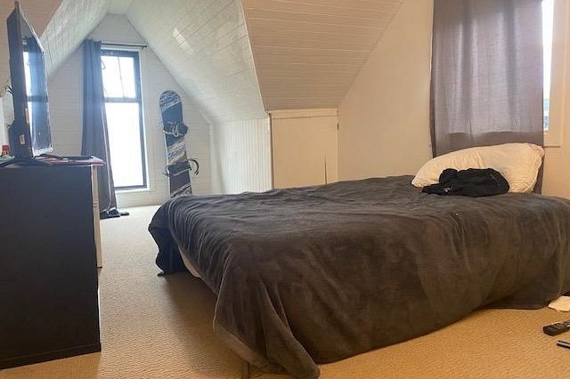 2520 E 24 Avenue Vancouver, BC - 11