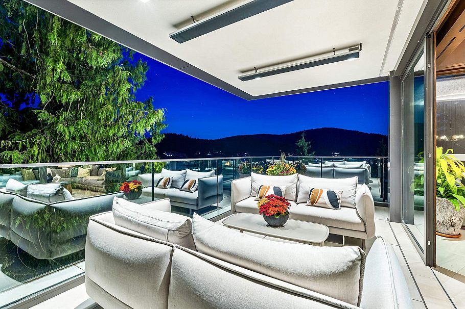 1840 Naomi Place North Vancouver, BC - 4