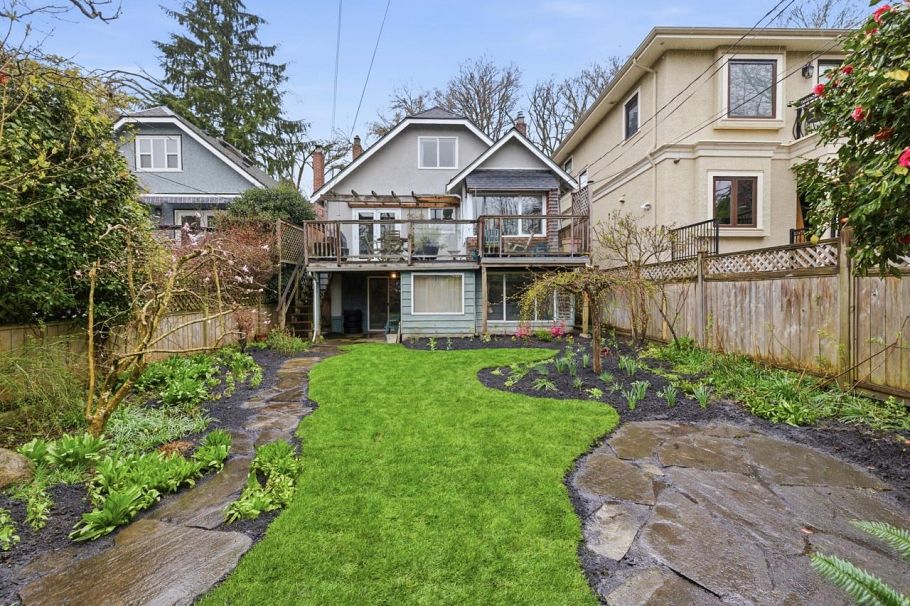 3760 W 29th Avenue Vancouver, BC - 35