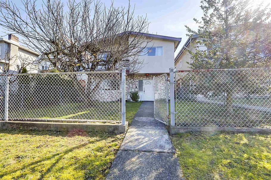 4676 Reid Street Vancouver, BC - 2