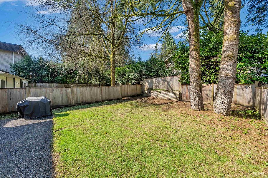 3265 Chaucer Avenue North Vancouver, BC - 23