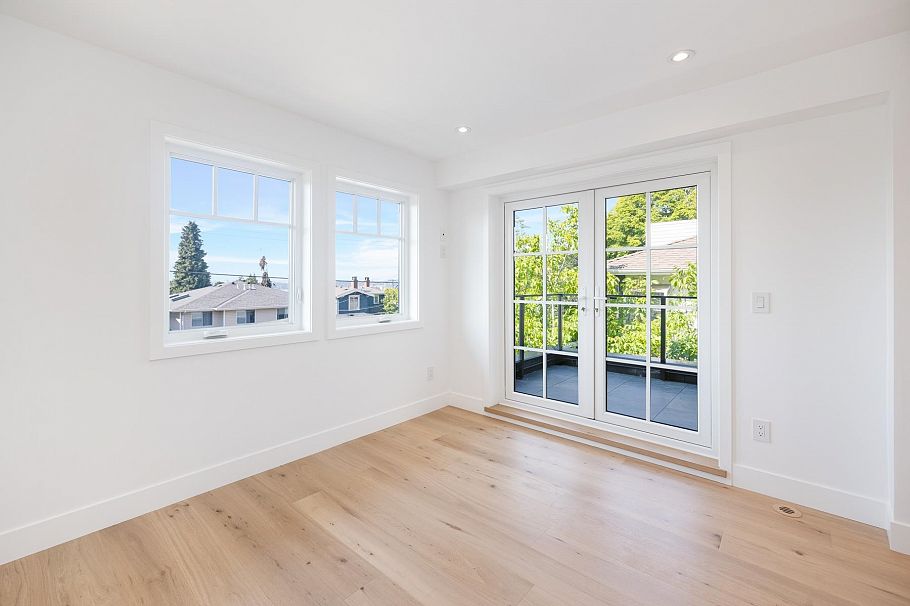 261 W 6th Street North Vancouver, BC - 9