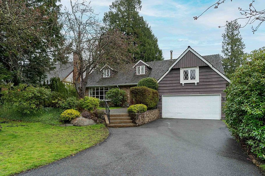 6076 Holland Street Vancouver, BC - 1