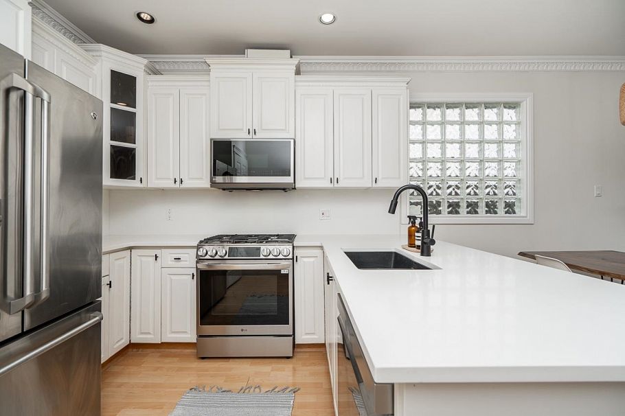 1938 Adanac Street Vancouver, BC - 15