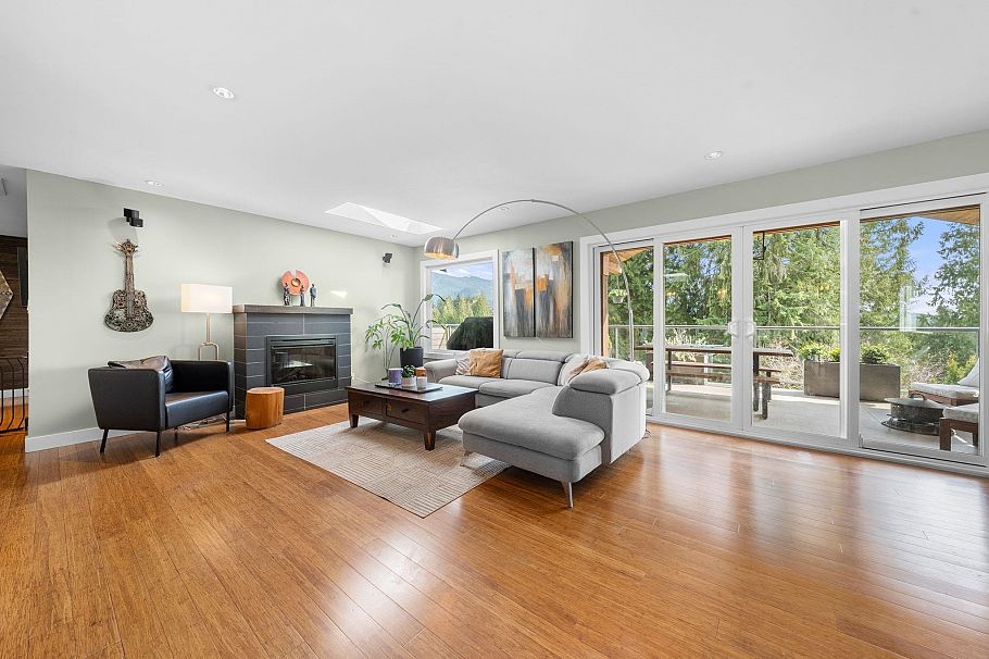 4515 Meadowbank Close North Vancouver, BC - 6