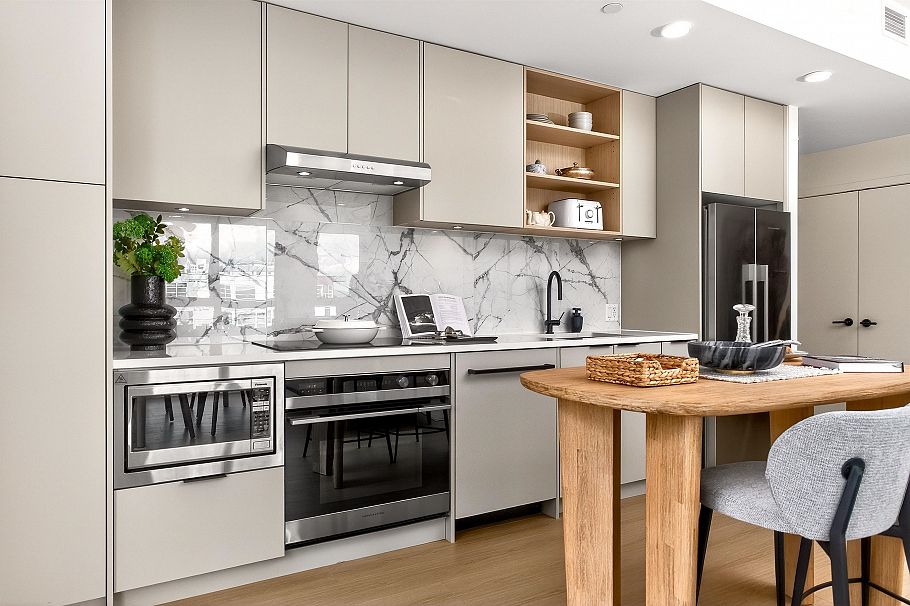 519 422 E 3rd Street North Vancouver, BC - 9