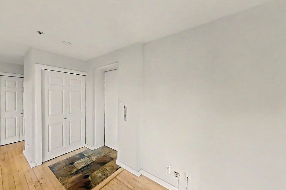 201 1868 W 8th Avenue Vancouver, BC - 4