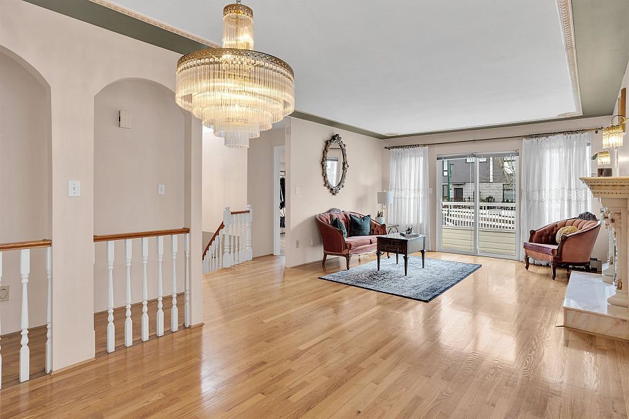 3240 Clive Avenue Vancouver, BC - 12