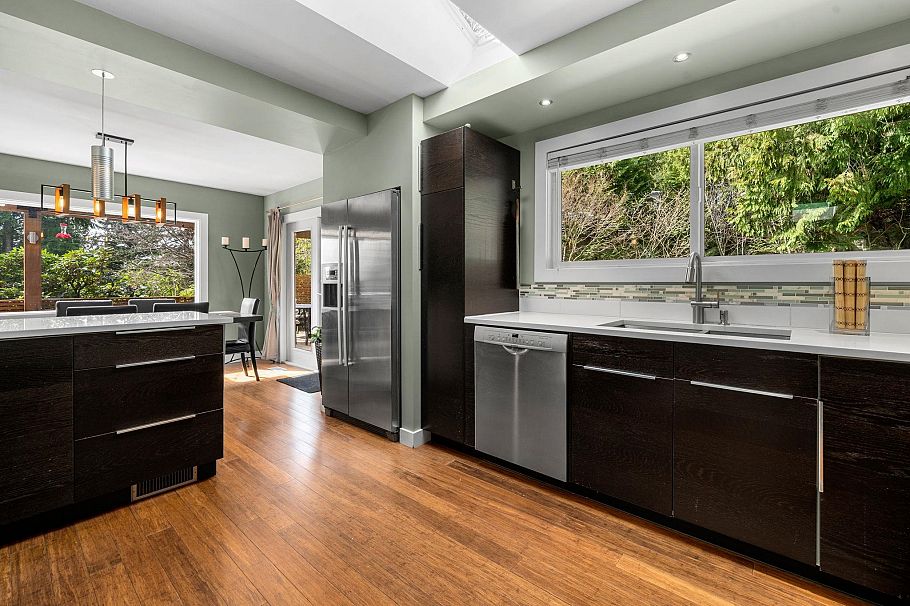 4515 Meadowbank Close North Vancouver, BC - 12