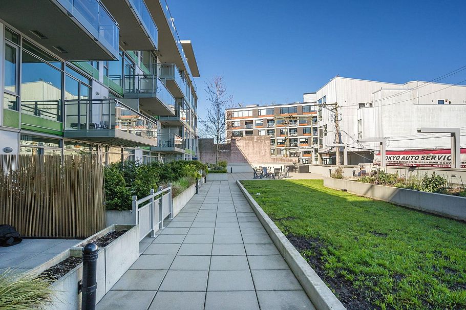 206 289 E 6th Avenue Vancouver, BC - 11