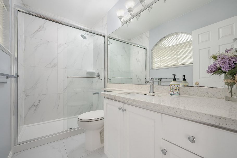 1233 Rupert Street Vancouver, BC - 10