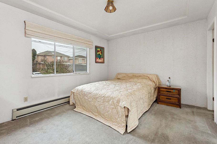 729 W 62nd Avenue Vancouver, BC - 17