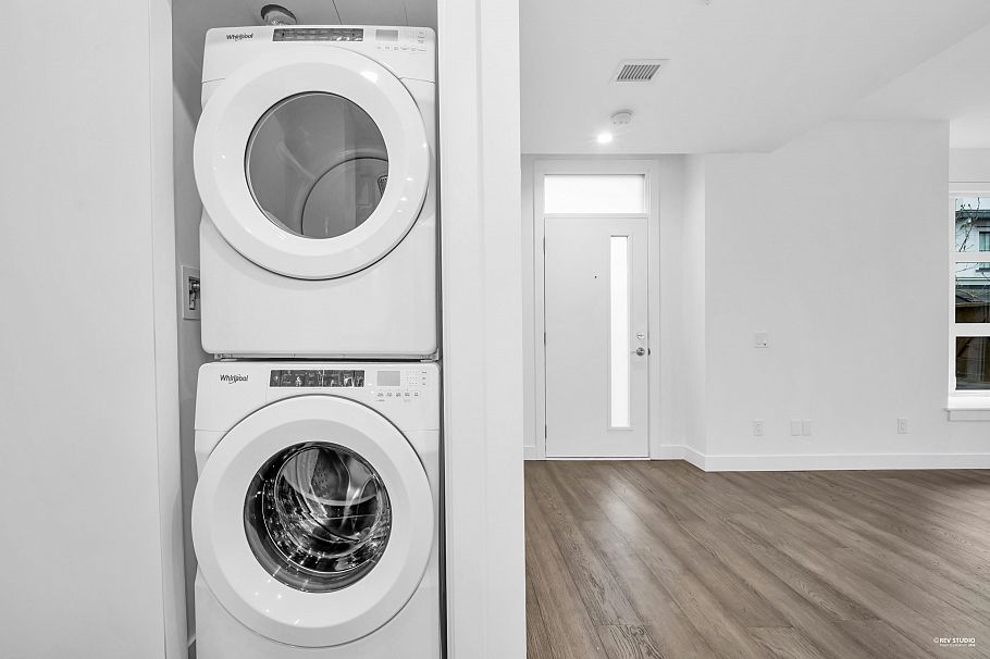 128 2060 Curling Road North Vancouver, BC - 15