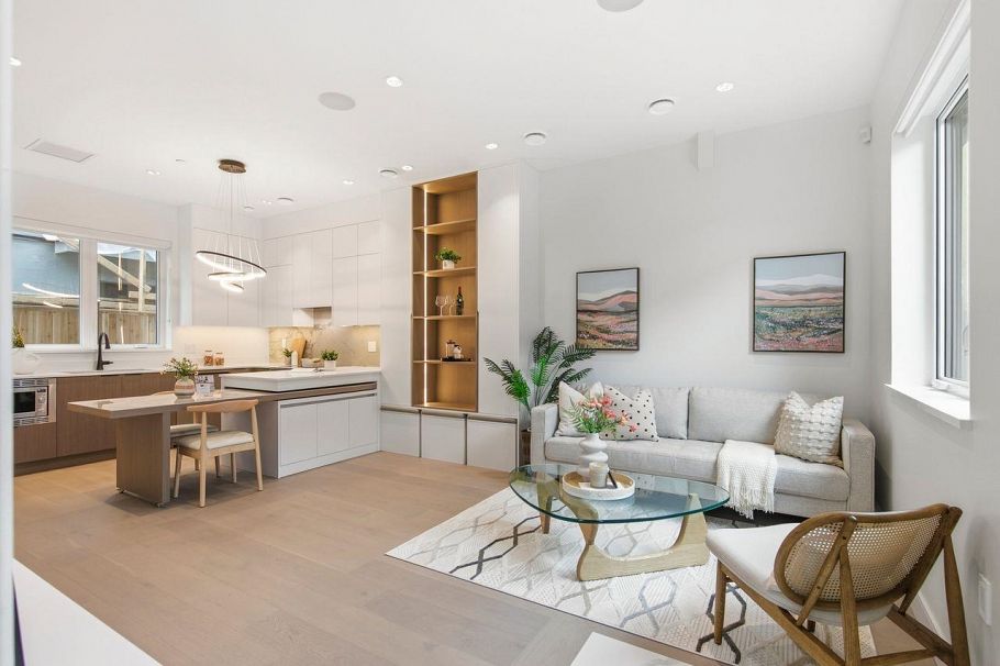 4021 West 18th Avenue Vancouver, BC - 4