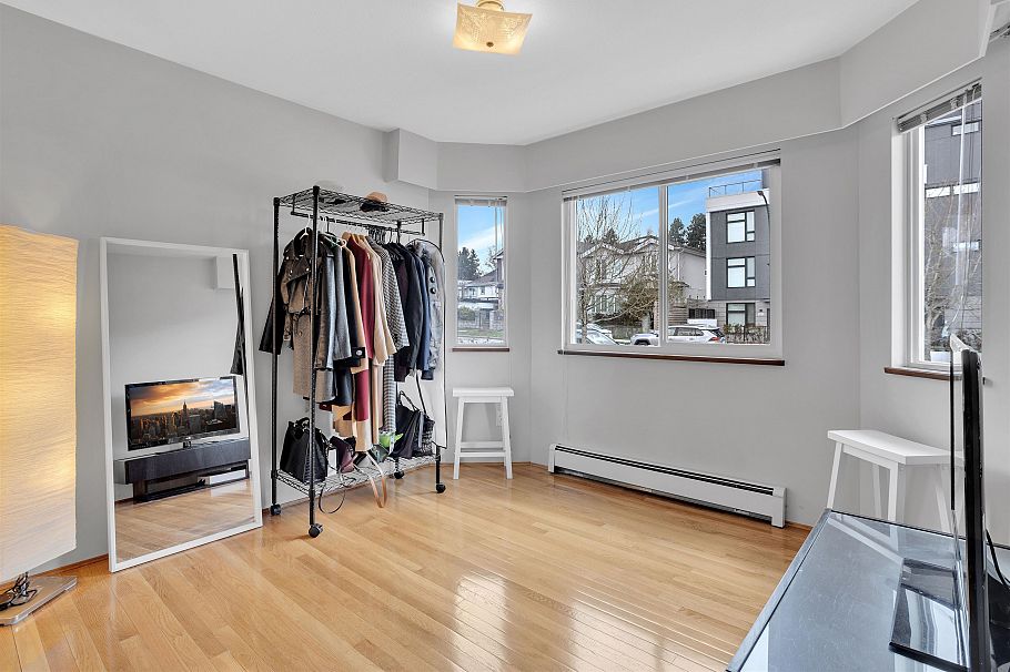 3240 Clive Avenue Vancouver, BC - 18