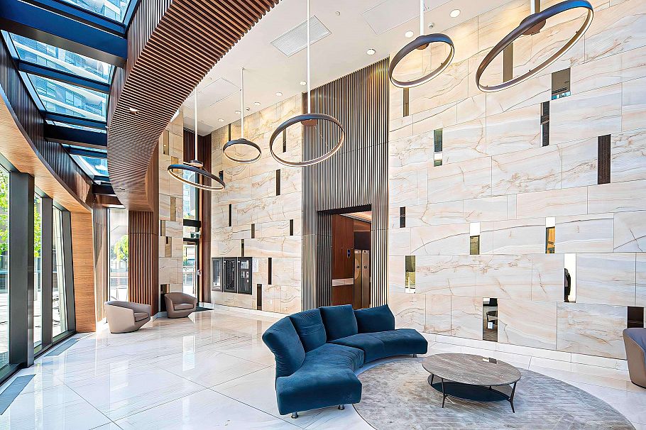 886 87 Nelson Street Vancouver, BC - 2