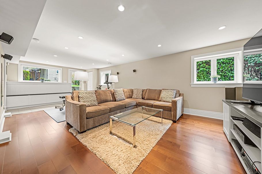 5790 Alma Street Vancouver, BC - 27