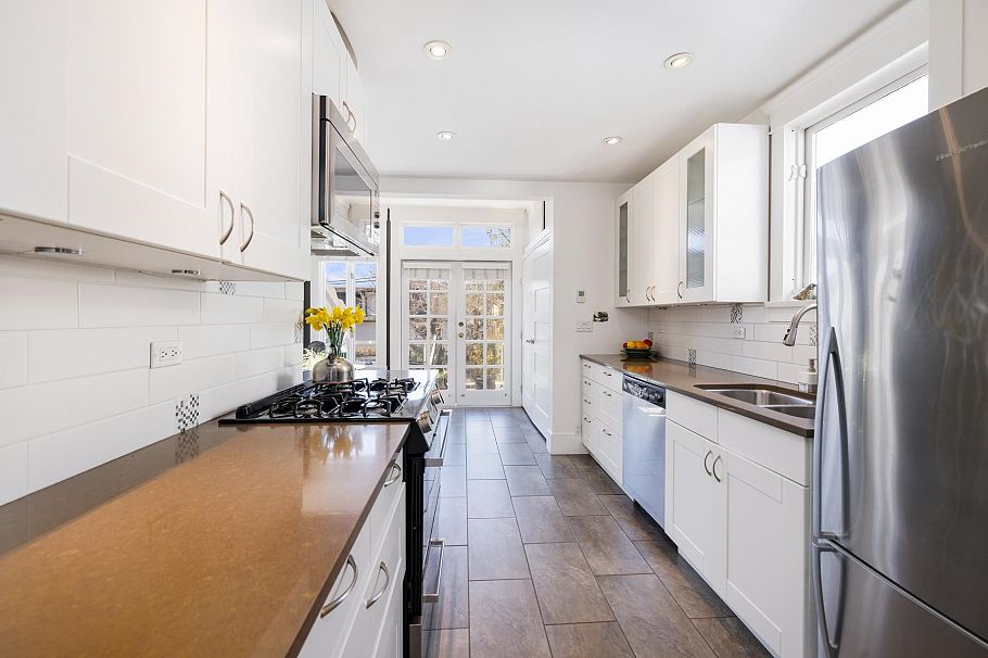 4491 Harriet Street Vancouver, BC - 21