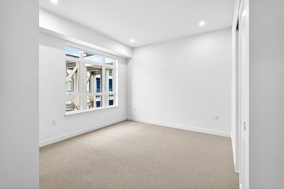 76 10333 River Drive Richmond, BC - 17