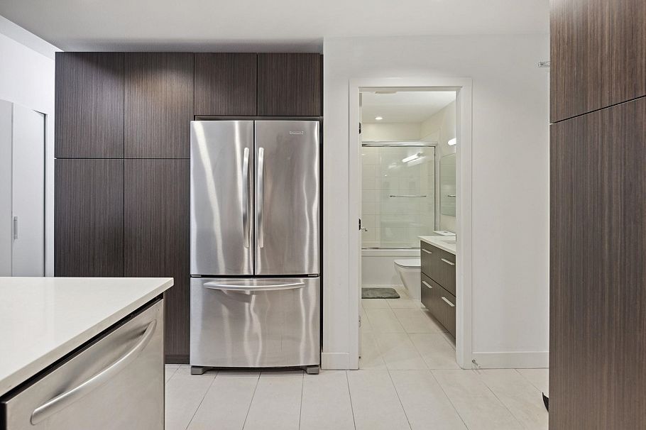 102 6033 Gray Avenue Vancouver, BC - 6