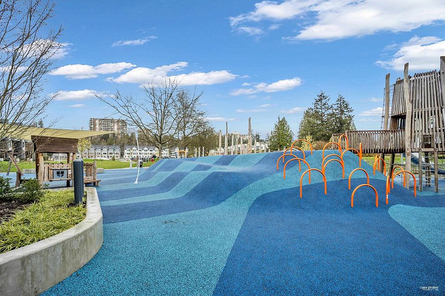 128 2060 Curling Road North Vancouver, BC - 26