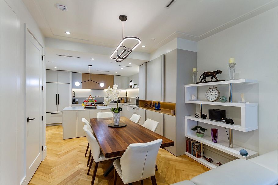 B 7061 Cypress Street Vancouver, BC - 7