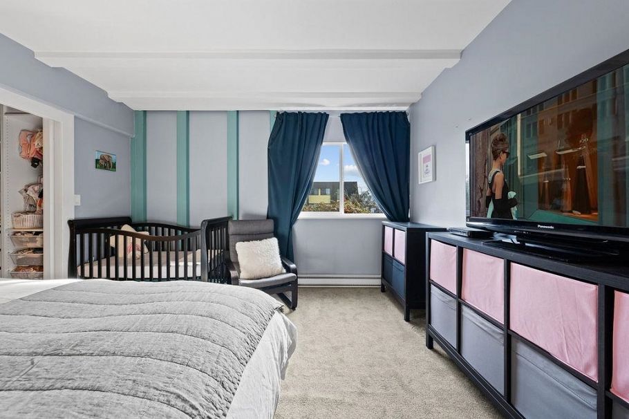 201 341 Mahon Avenue North Vancouver, BC - 12