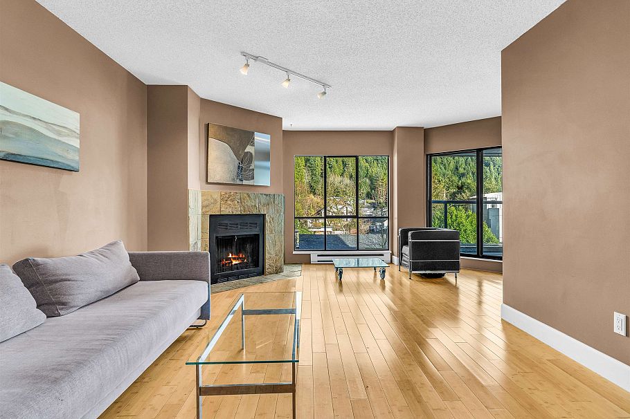 203 4323 Gallant Avenue North Vancouver, BC - 7