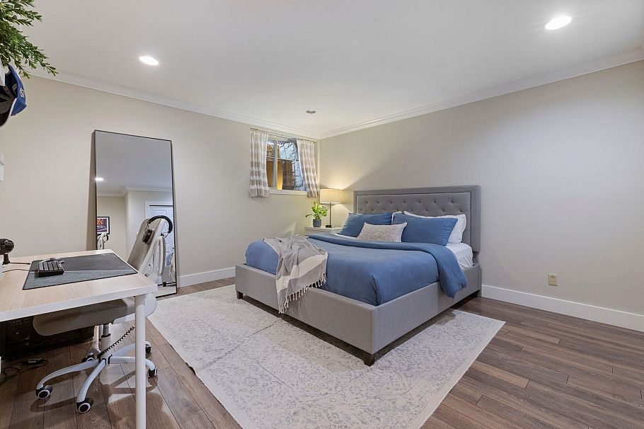 2752 Newmarket Drive North Vancouver, BC - 30