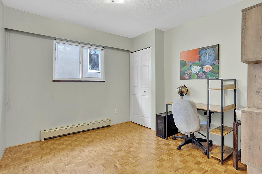 3240 Clive Avenue Vancouver, BC - 27